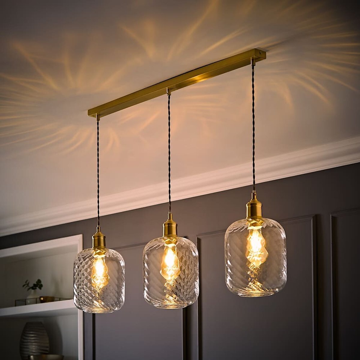 Emerson 3-Light Swirl Glass Diner Pendant Light with Filament Bulbs brushed gold, ÉDITÉ