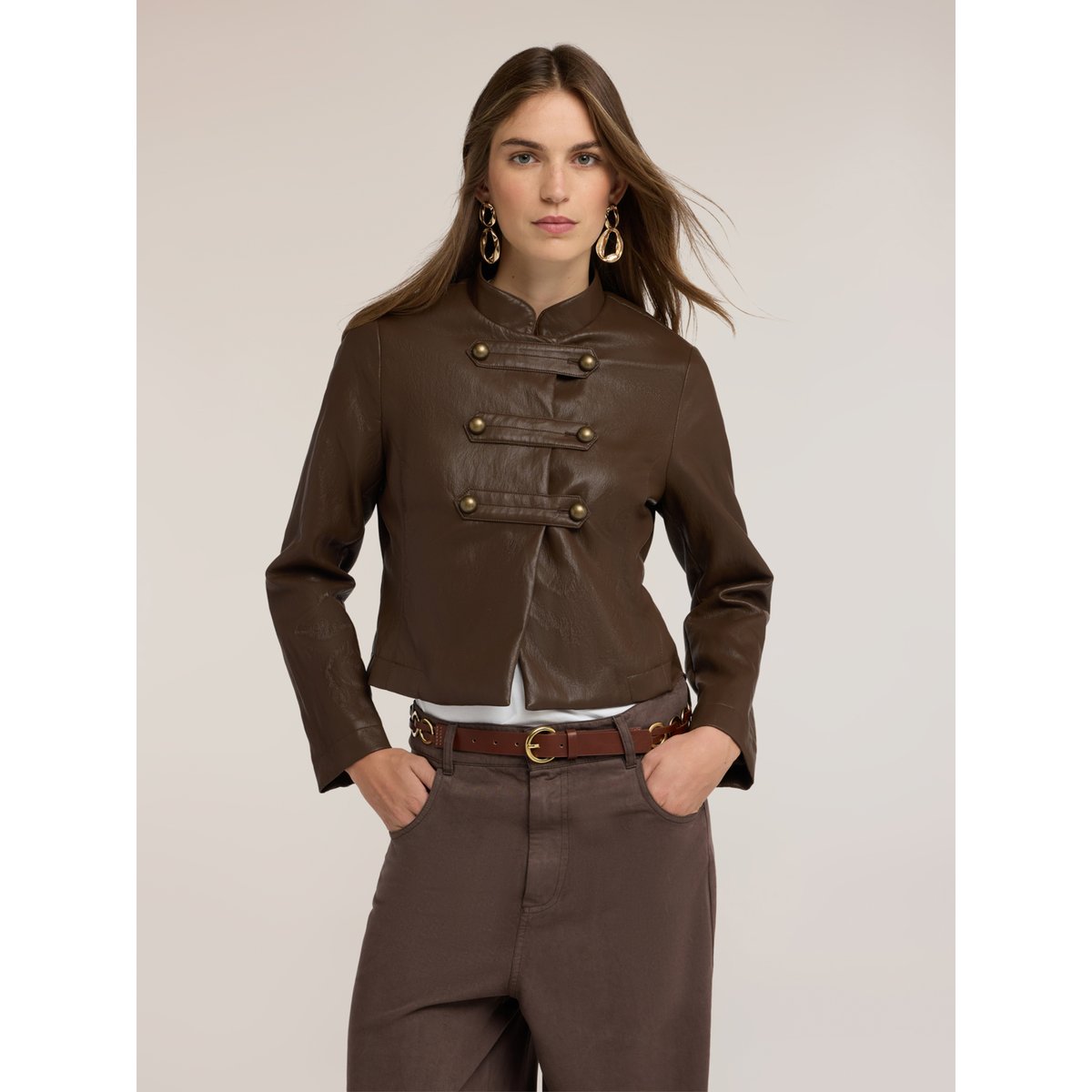 Veste militaire avec boutons métalliques marron, MOTIVI