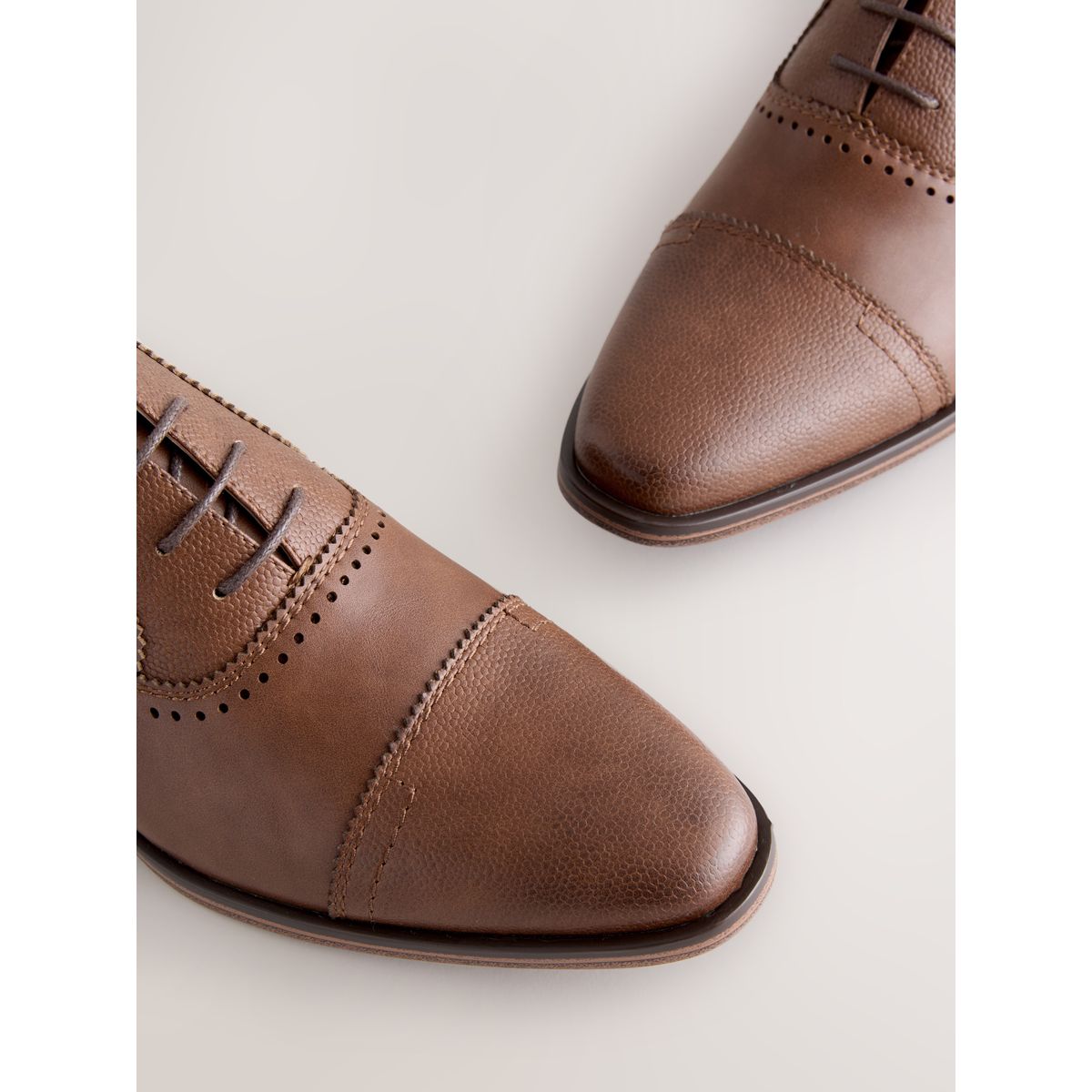 Chaussures oxford à bout rapporté marron, NEXT