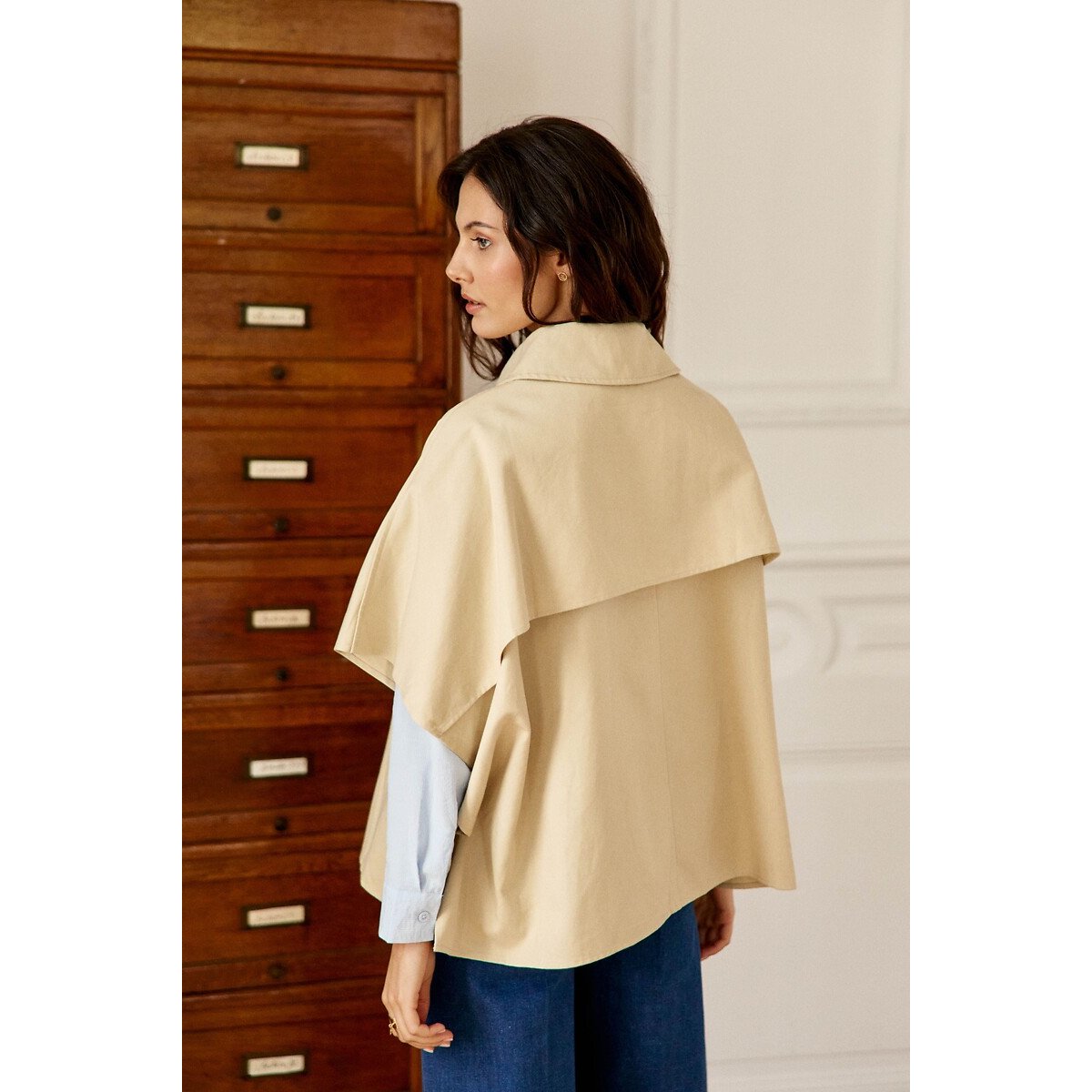 Mantella con bottoni, NETTA beige, LA PETITE ETOILE