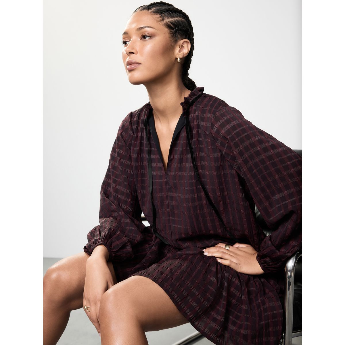 Robe courte à manches longues avec volants bordeaux check, NEXT