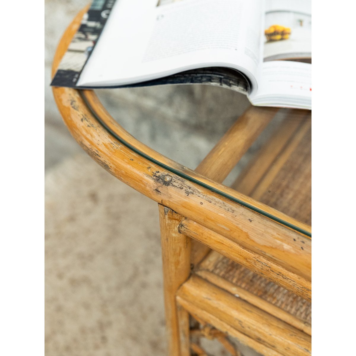 Table d'appoint en rotin Francine N°1483 - Bon état beige, DEBONGOUT