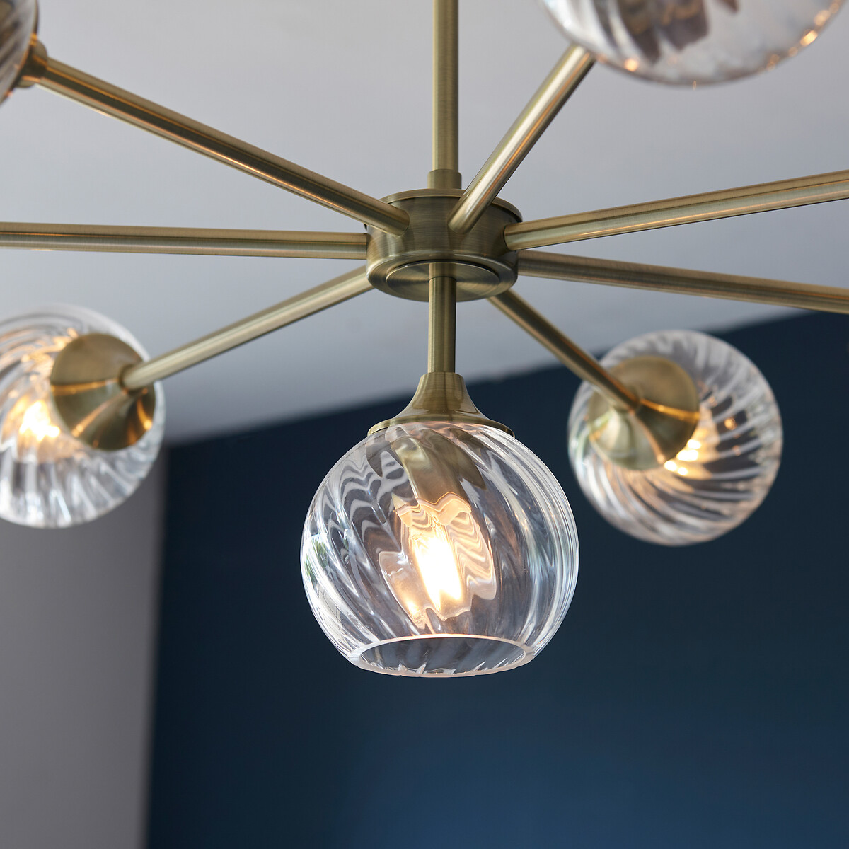 Allton Twisted Glass Pendant Light aged brass, SO'HOME