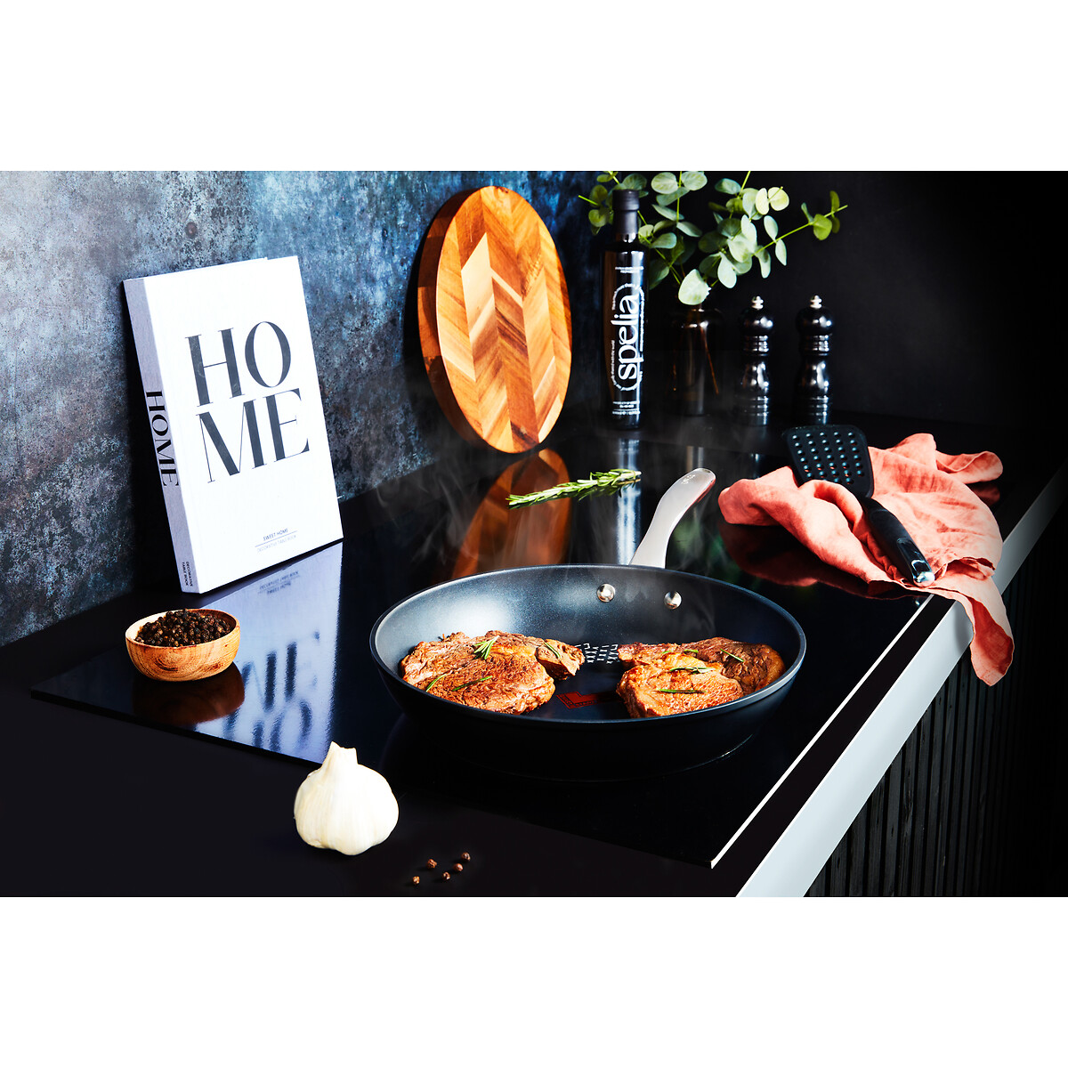28cm Smart Start Classic Frying Pan black, TOWER