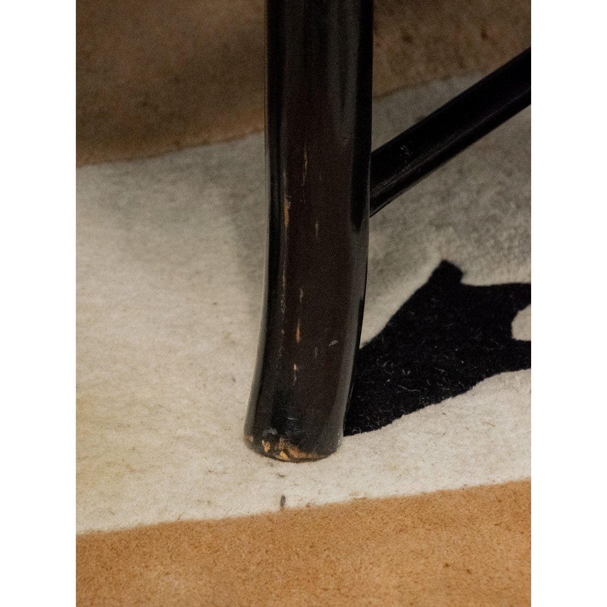 Table basse en bois japonisante Donna N°686 - Bon état bois clair, DEBONGOUT