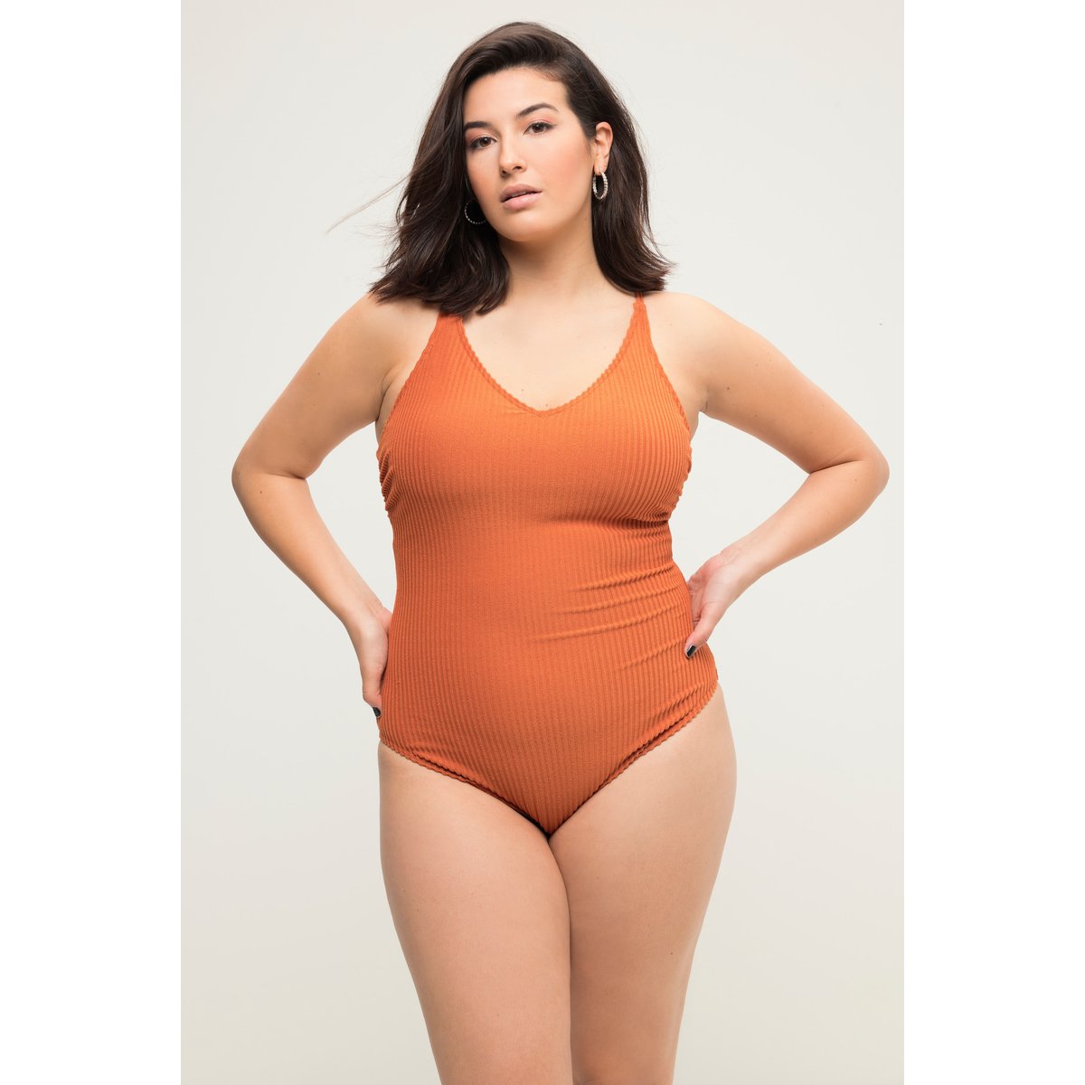Maillot de bain à bonnets souples tabac clair, STUDIO UNTOLD