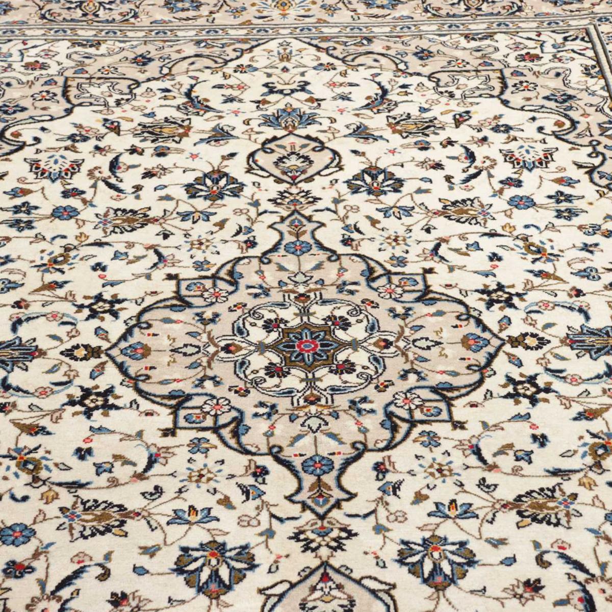 Tapis d'orient, motif oriental noué main en laine, KASHAN 2 crème, bleu, marron, UN AMOUR DE TAPIS