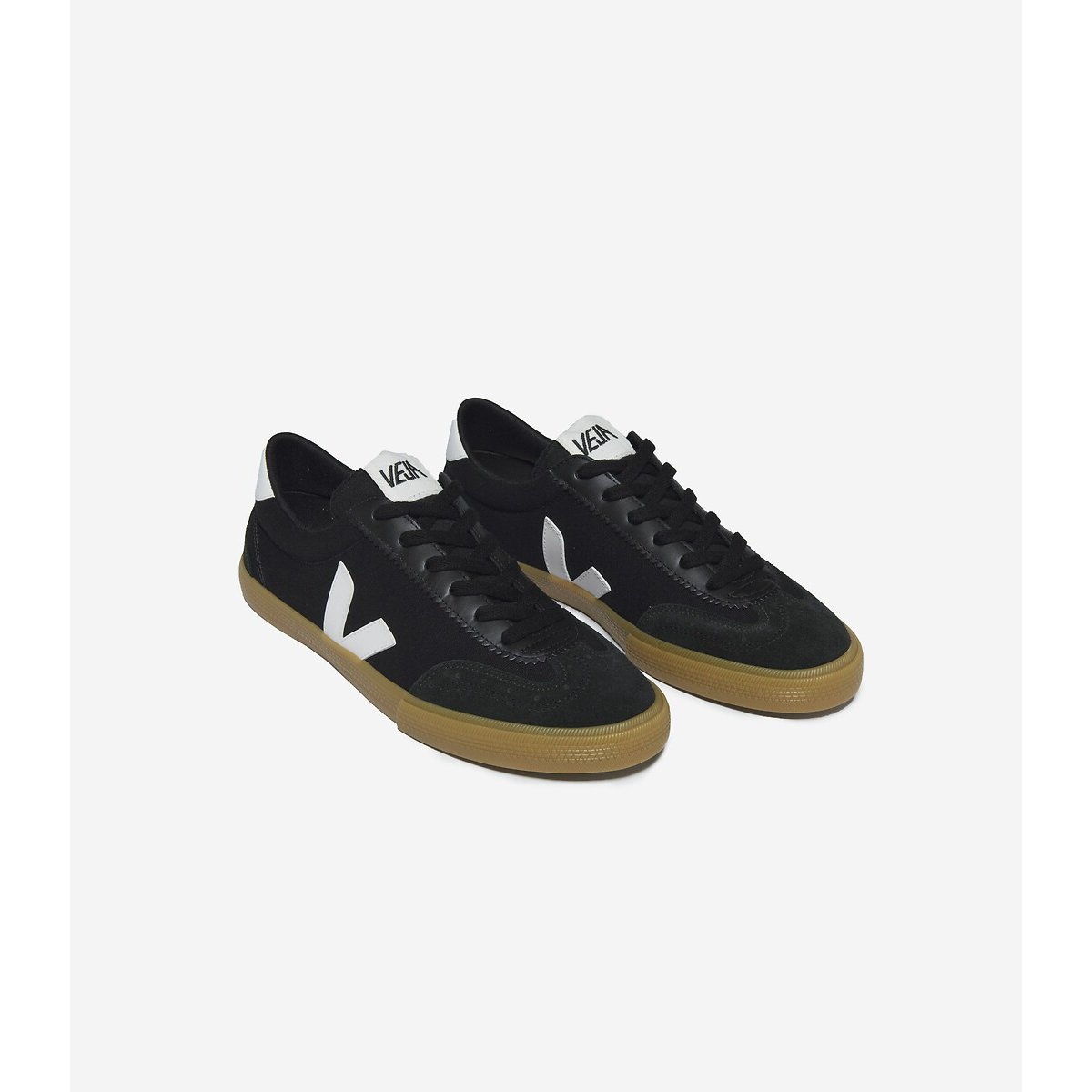Baskets en toile VOLLEY noir/blanc, VEJA