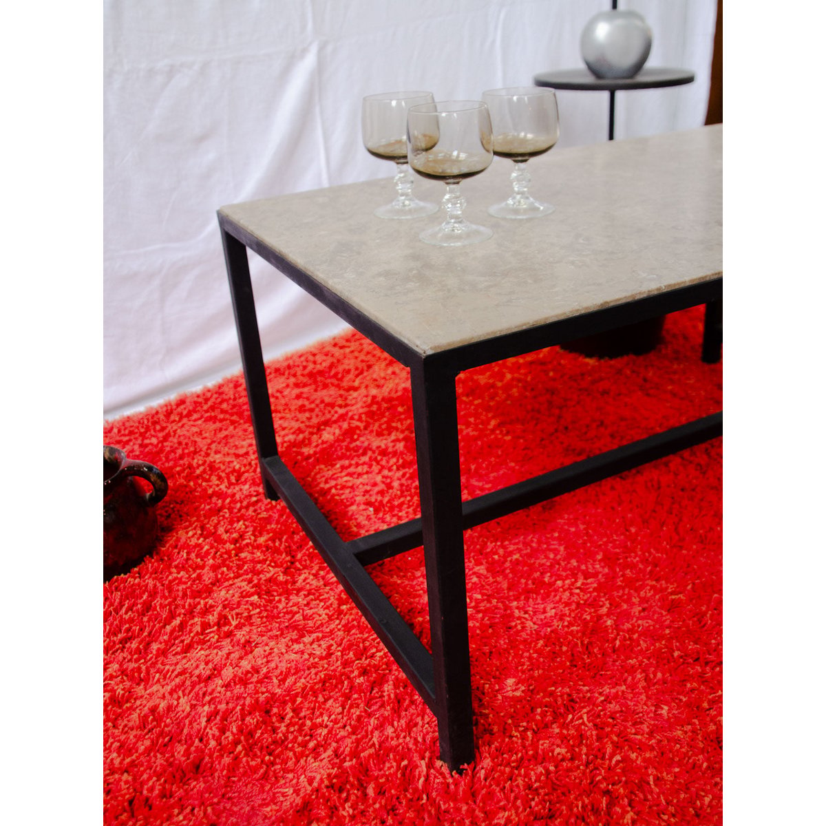 Table basse en marbre et métal Marie-Pierre N°101 - Bon état noir, DEBONGOUT