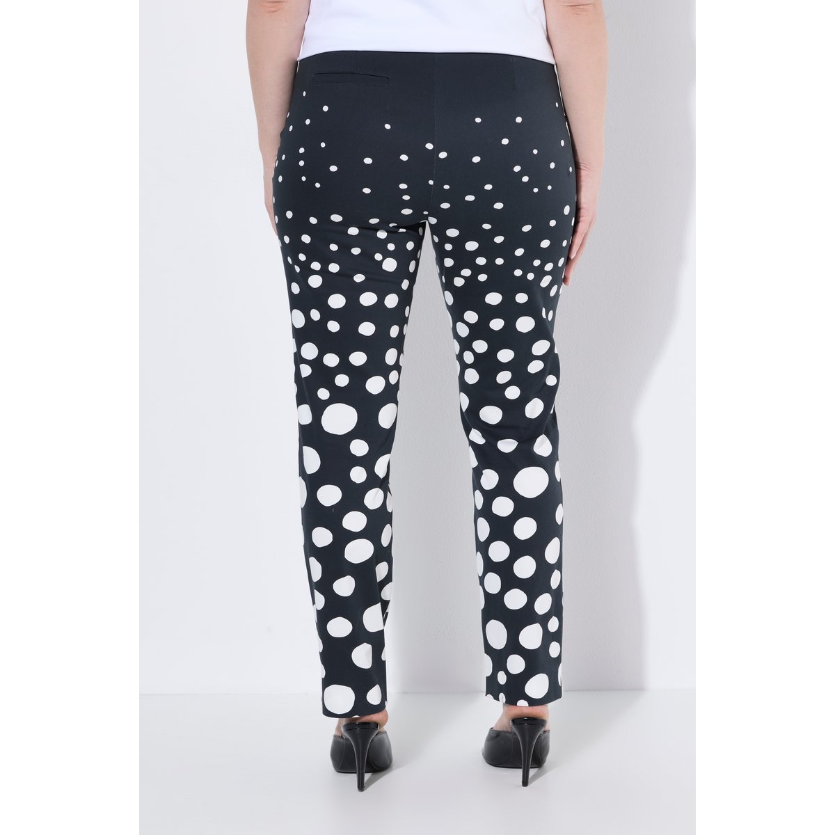 Pantalon à pois noir, ULLA POPKEN