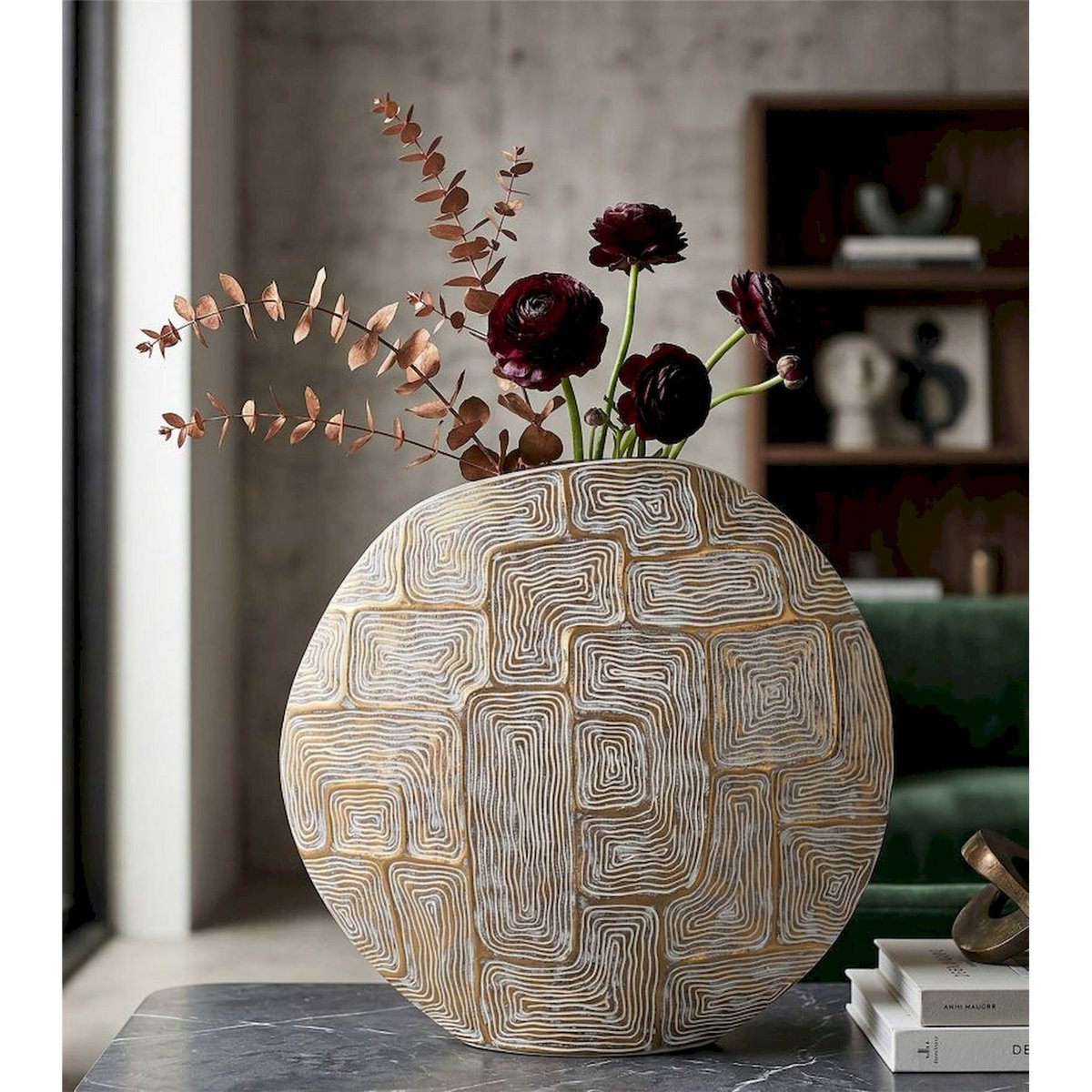 Vase rond à relief graphique MODERN doré et blanc, RECOLLECTION