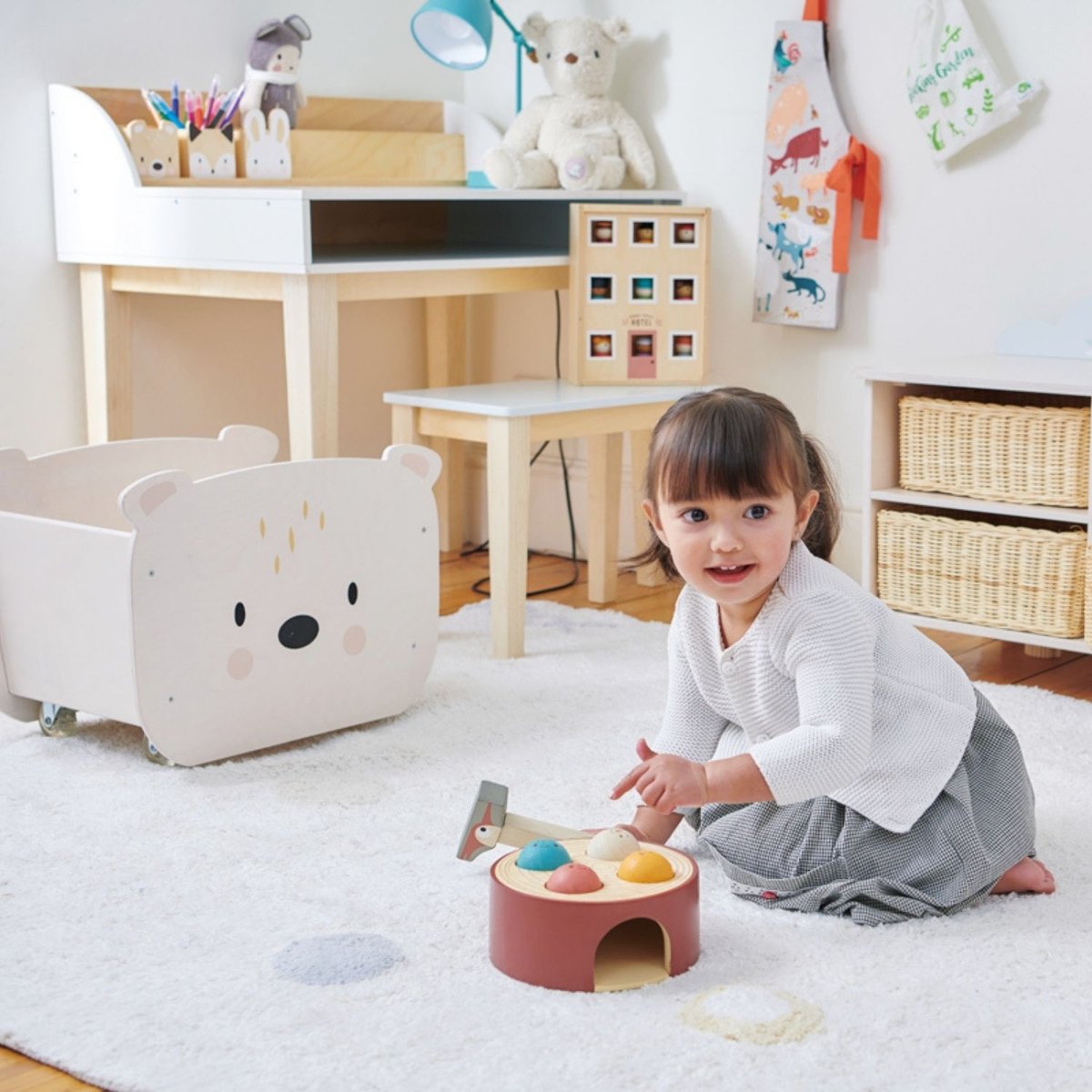 Bureau et chaise multicolore, TENDER LEAF TOYS