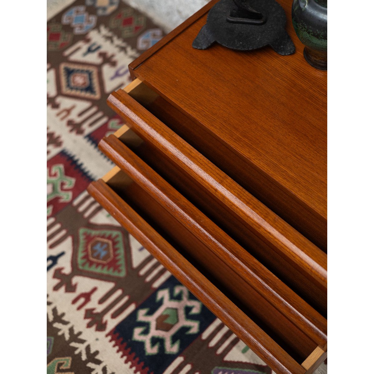 Enfilade scandinave en teck Margaret N°488 - Bon état bois foncé, DEBONGOUT