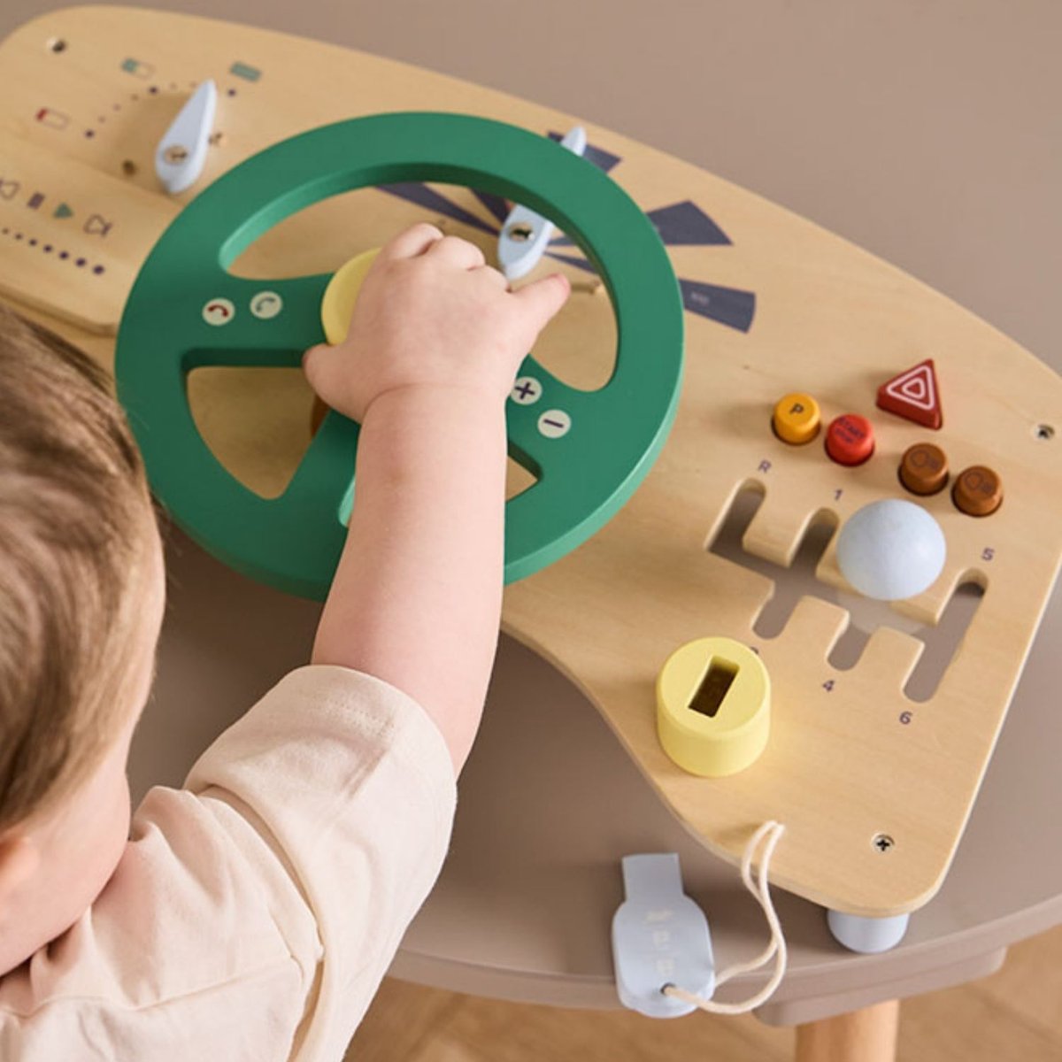 Tableau d'activités beige, vert, rouge, KID'S CONCEPT