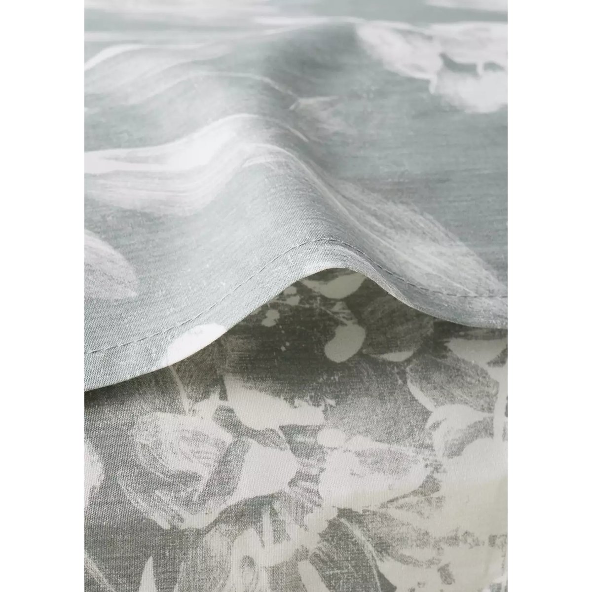 Lot de 2 taies d'oreiller en percale de coton imprimé fleuri vert moyen, MANGO HOME