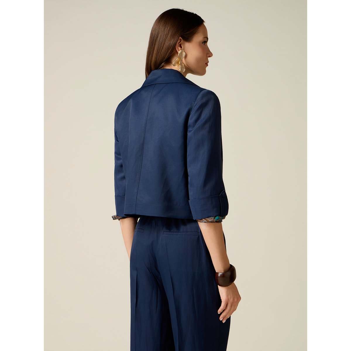 Blazer court bleu, OLTRE