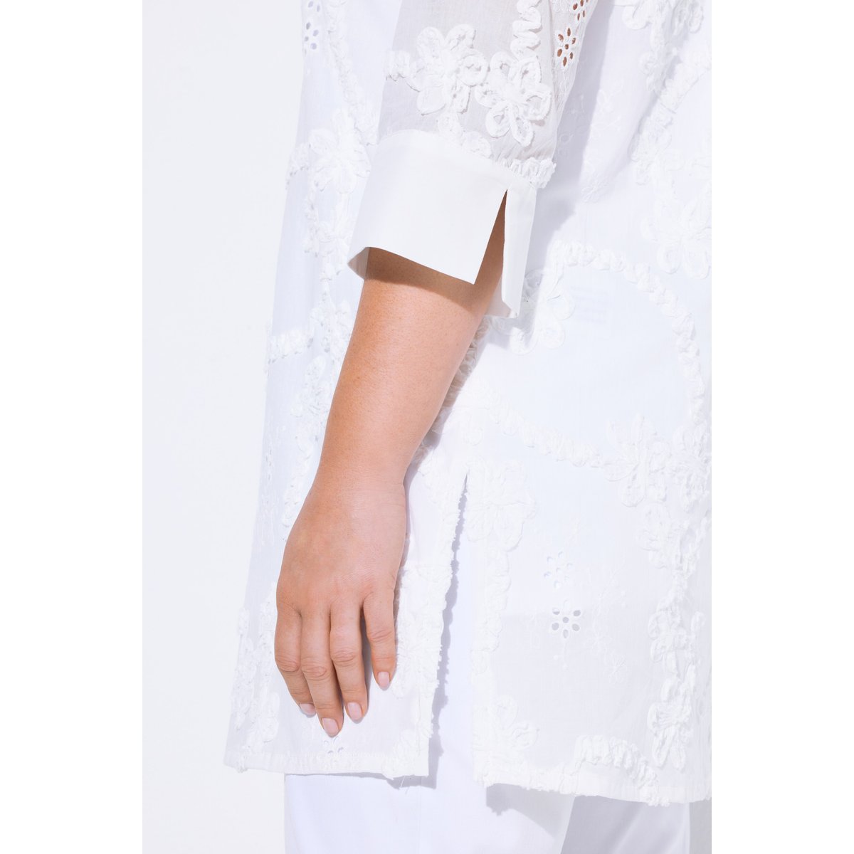 Chemisier long avec broderies blanc neige, ULLA POPKEN