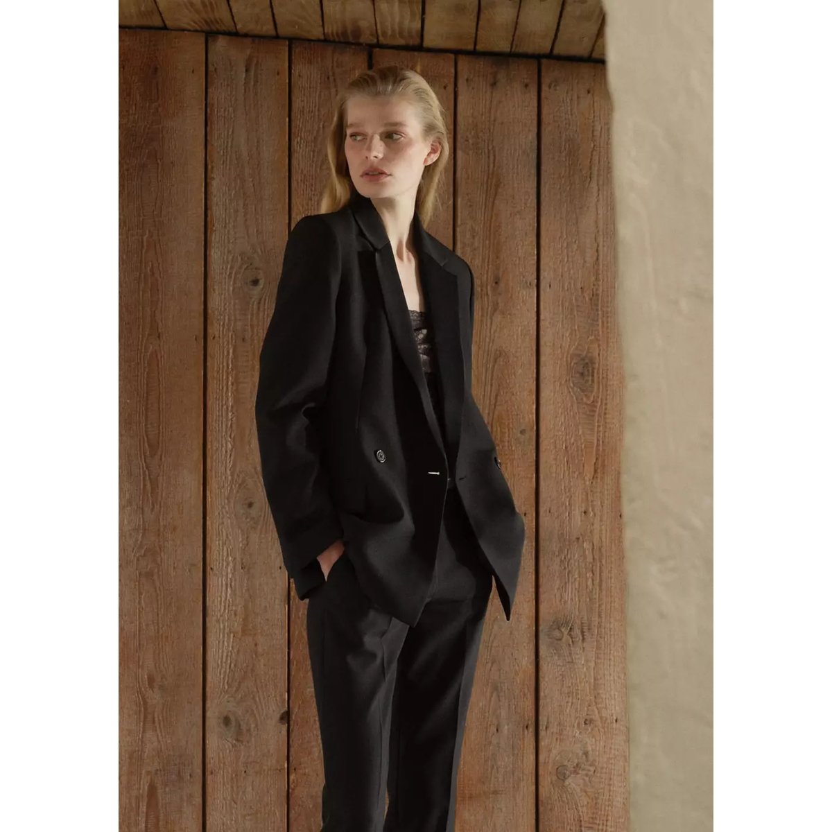 Pantalon costume ouvertures noir, MANGO