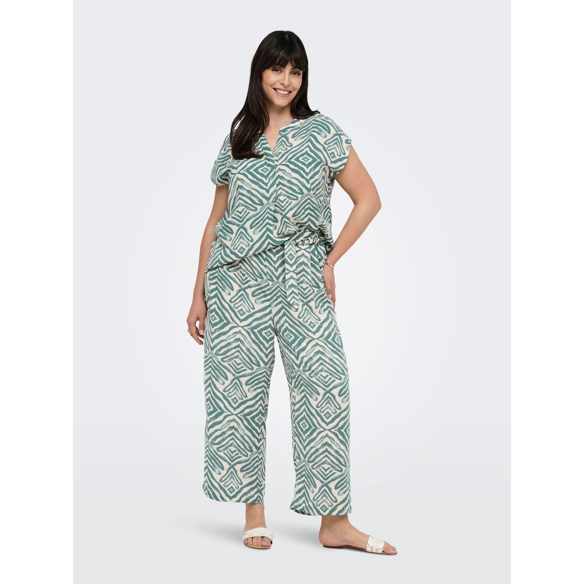 Chemise abyss, ONLY CARMAKOMA
