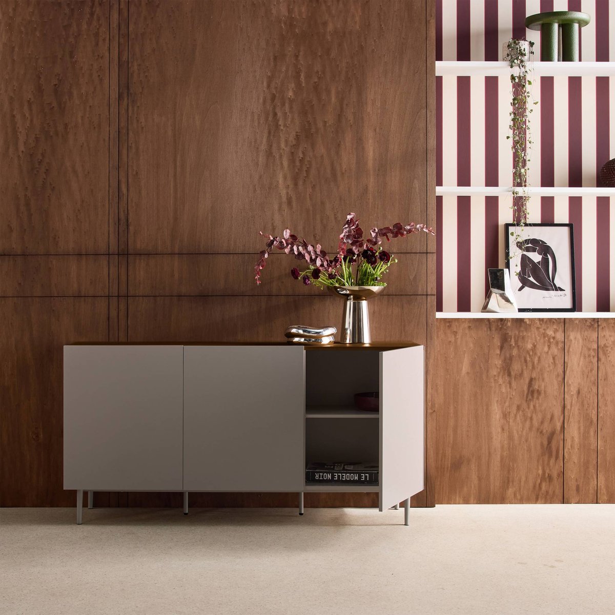 Buffet décor bois piétement métal 3 portes 150cm ASHTON gris, SWEEEK
