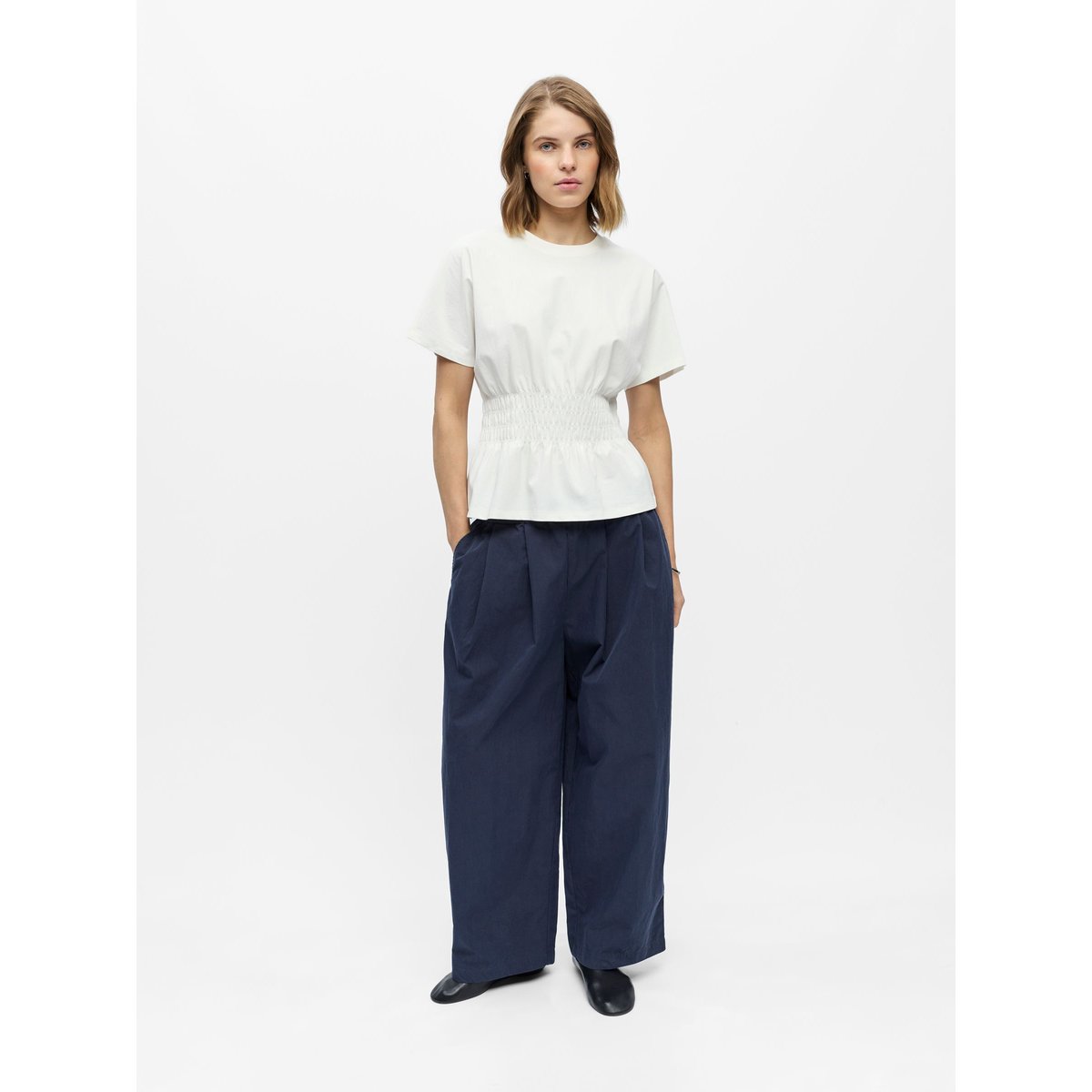 Top bright white, OBJECT
