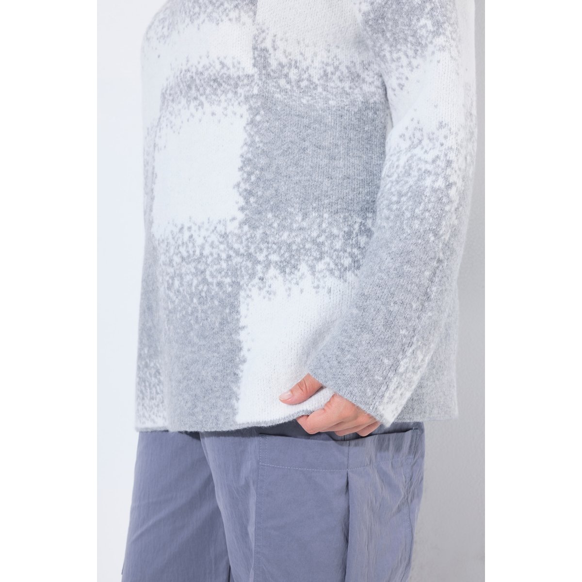 Pull, motif à carreaux, col montant gris clair chiné, ULLA POPKEN