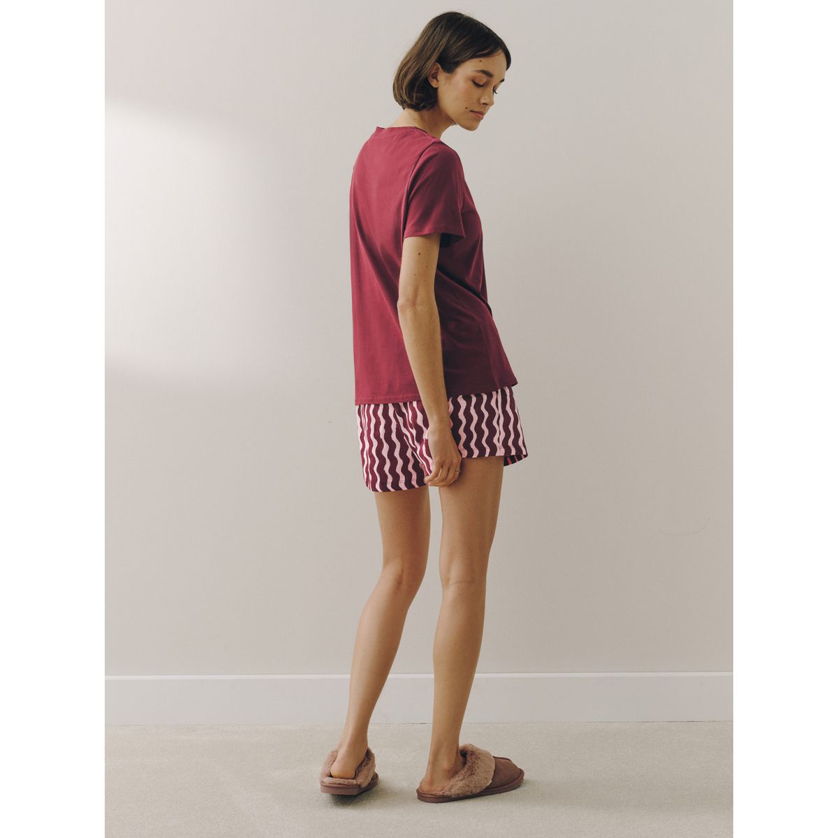 Ensemble pyjama avec short en coton rayures ondulées rouge bordeaux/rose, NEXT