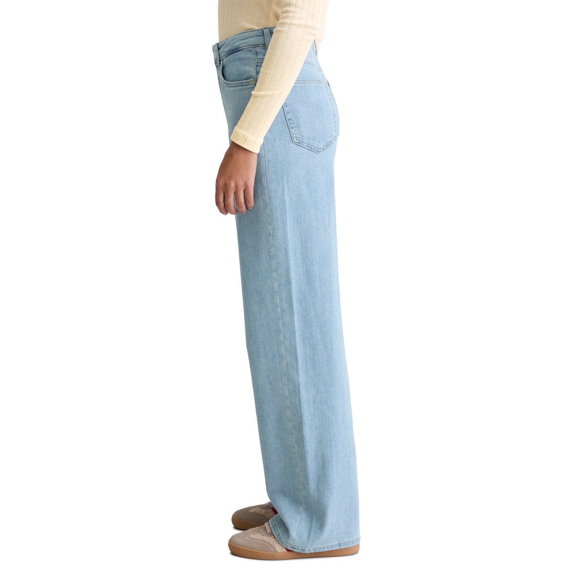 Jeans modèle Tolva large long en mélange de coton organique et de stretch bleu clair, MARC O'POLO