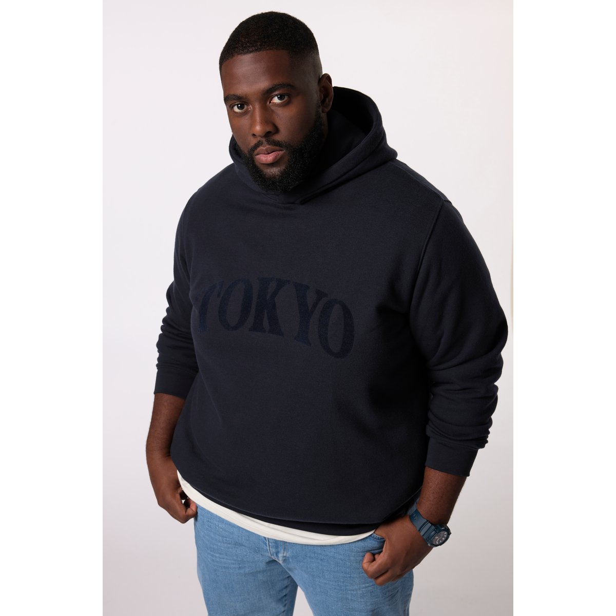 Sweat-shirt à capuche. Coupe oversize et marine foncé, STHUGE