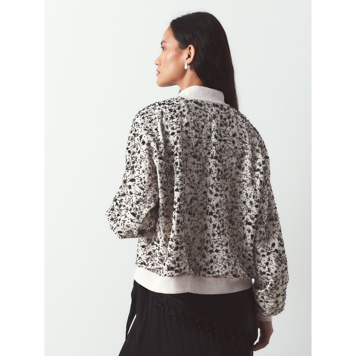 Blouson aviateur orné de perles monochrome, NEXT