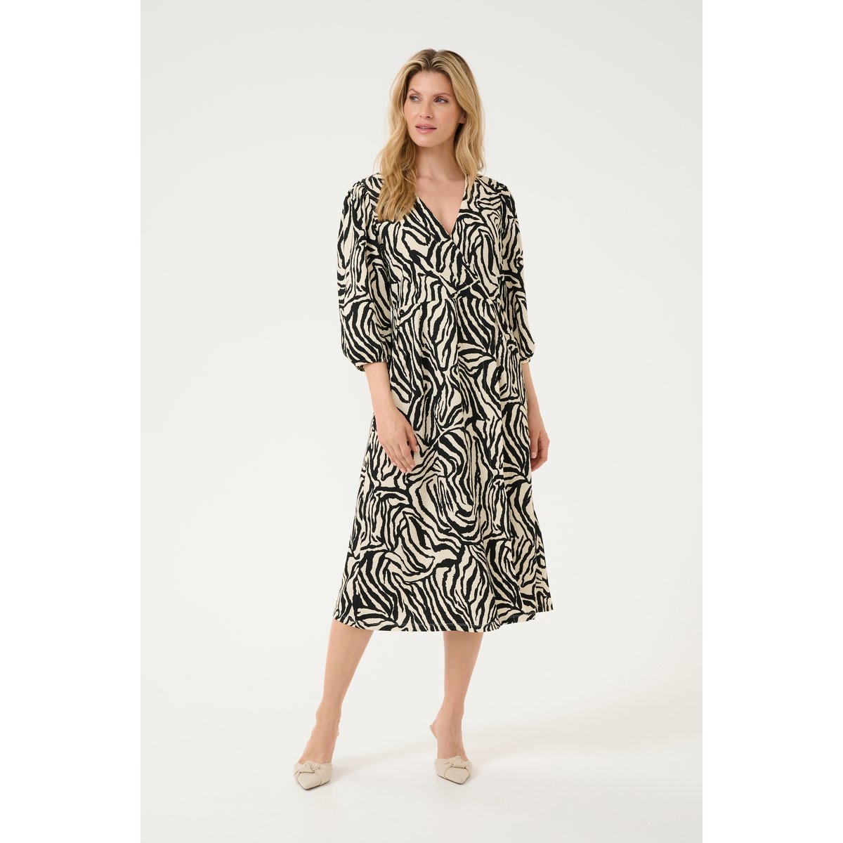Jersey dress noir turtledove print, KAFFE