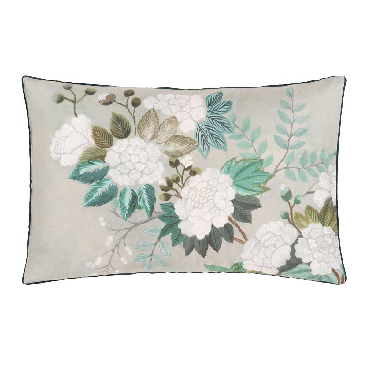 Taie d'oreiller imprimée en satin de coton, FLEUR ORIENTALE vert céladon, DESIGNERS GUILD