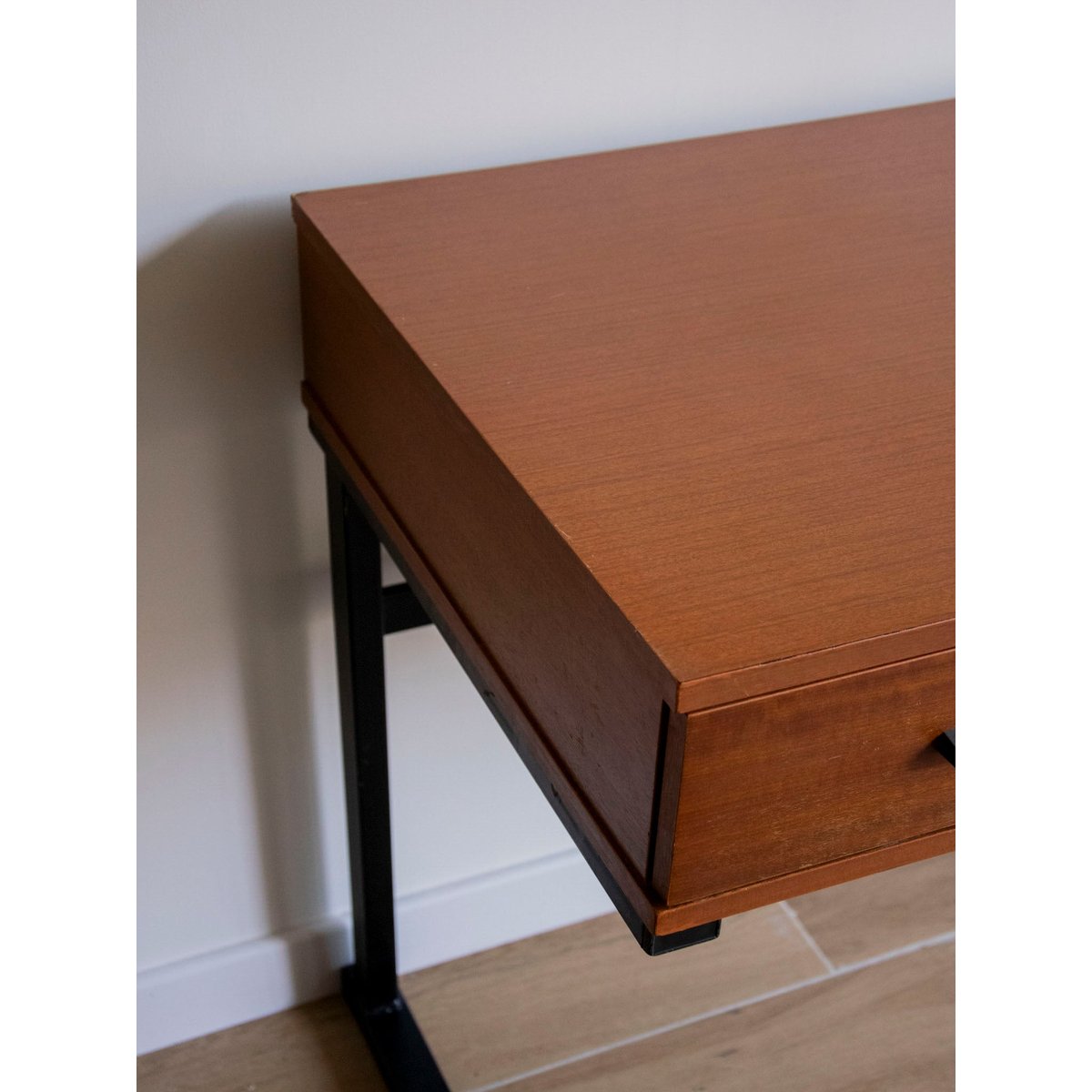 Bureau au style scandinave fonctionnel Yvan N°558 - Bon état bois foncé, DEBONGOUT