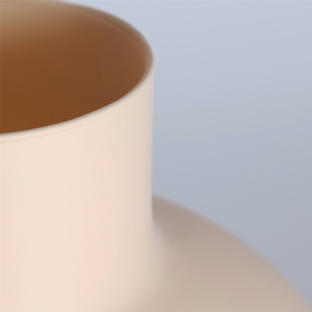 Vase contemporain en cristal finition mate beige mat cristal élégant, RECOLLECTION