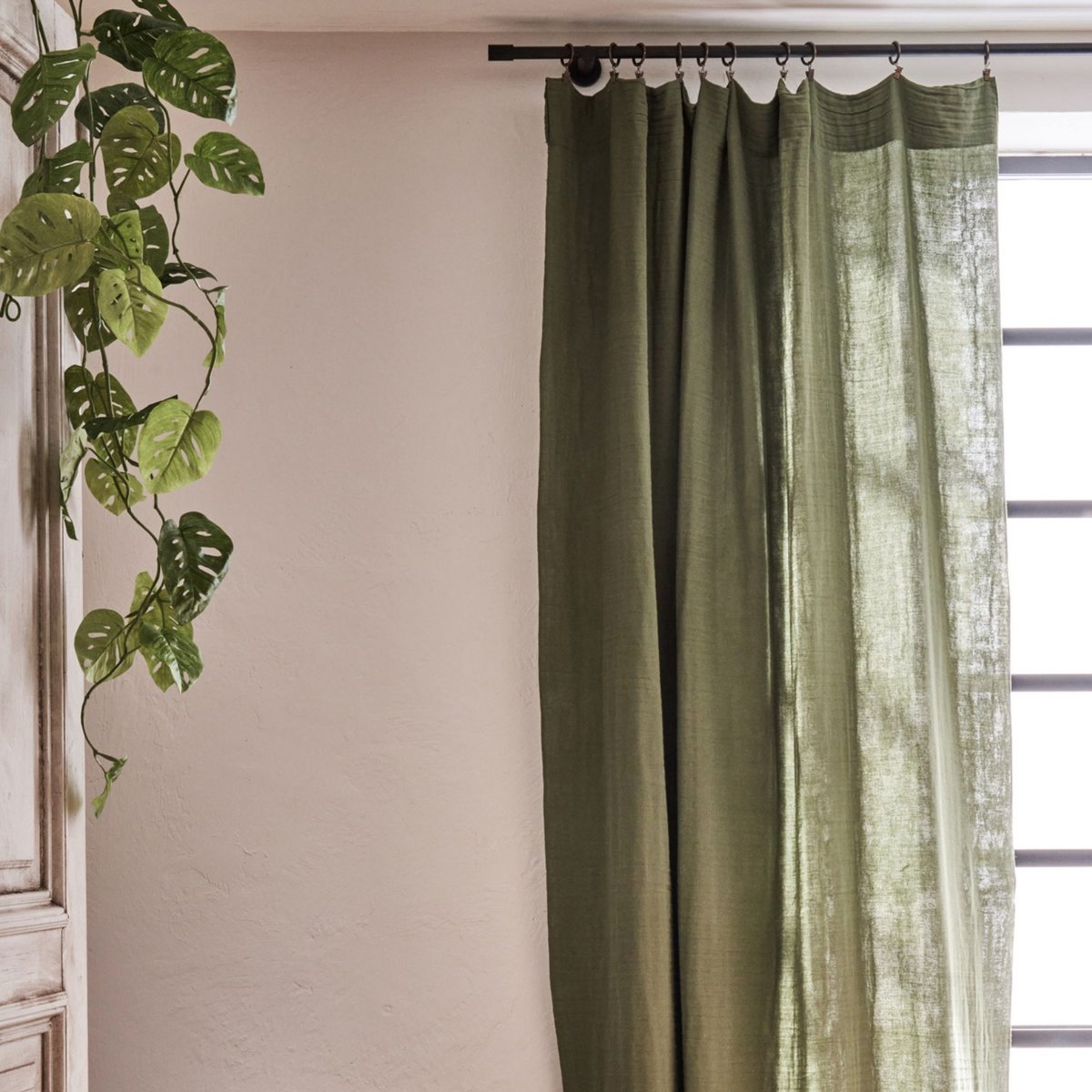 Rideau gaze de coton ajustable finition bourdon kaki, SUD ETOFFE