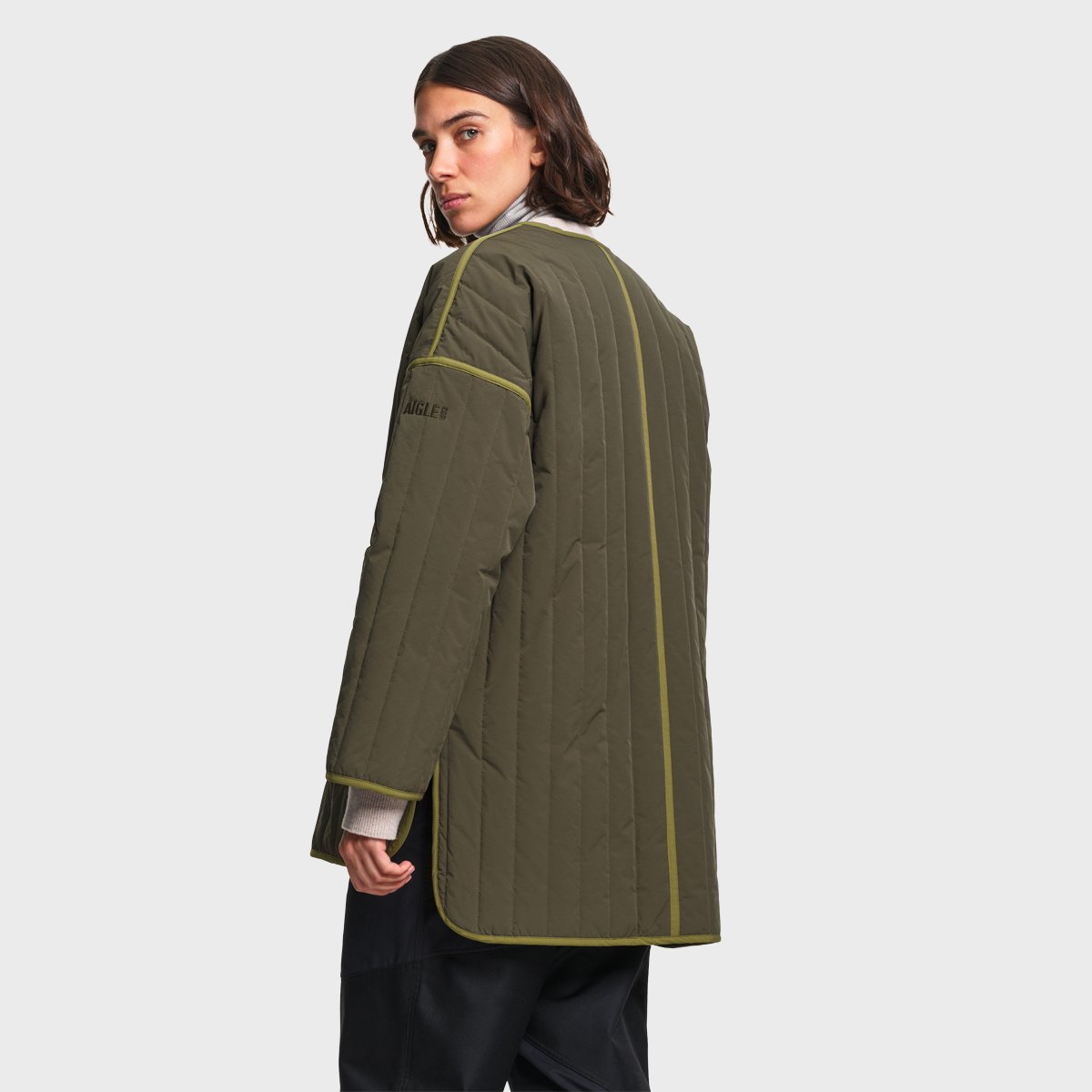 Veste matelassée coupe trapèze déperlante REPREVE vert olive foncé, AIGLE