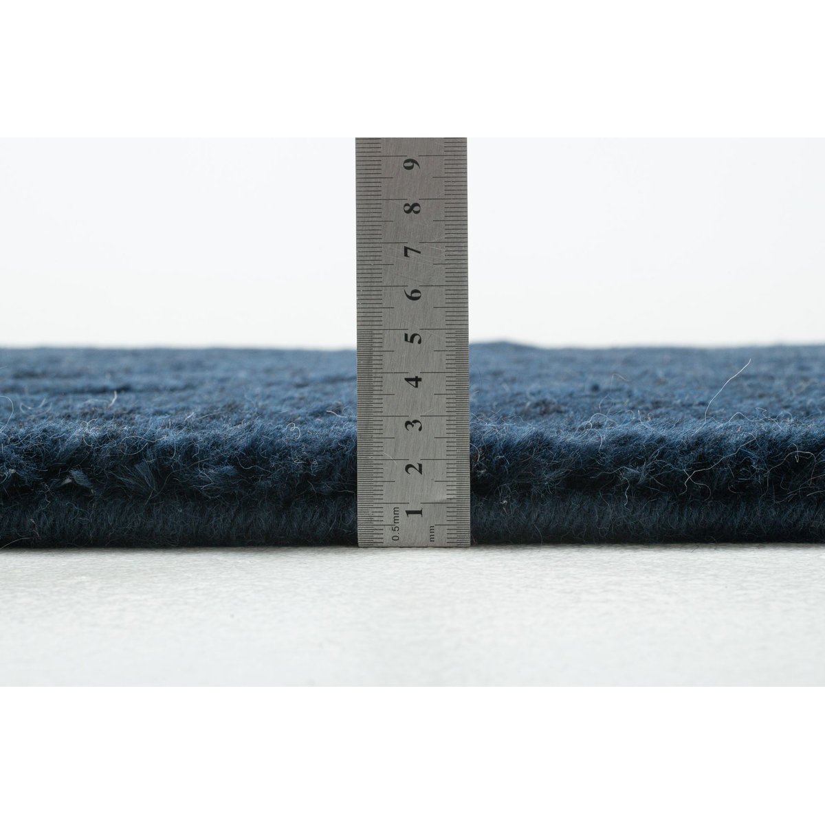 Tapis en laine vierge noué à la main bleu, THEKO
