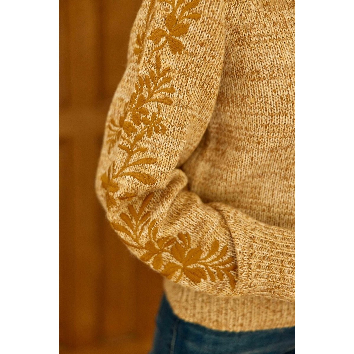 Maela Crew Neck Jumper with Embroidery beige, LA PETITE ETOILE