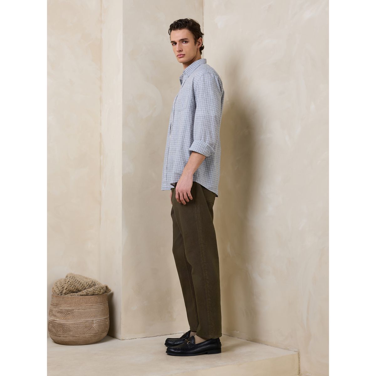 Jean avec ceinture marron chocolat, NEXT