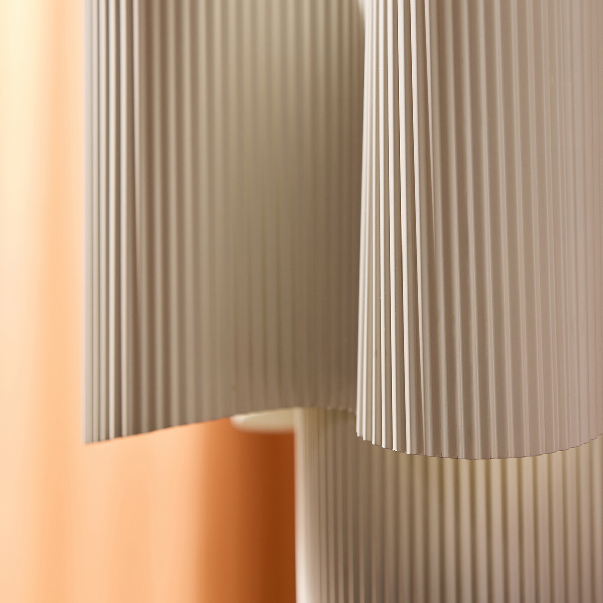 MADE Sydney Table Lamp cream, MADE