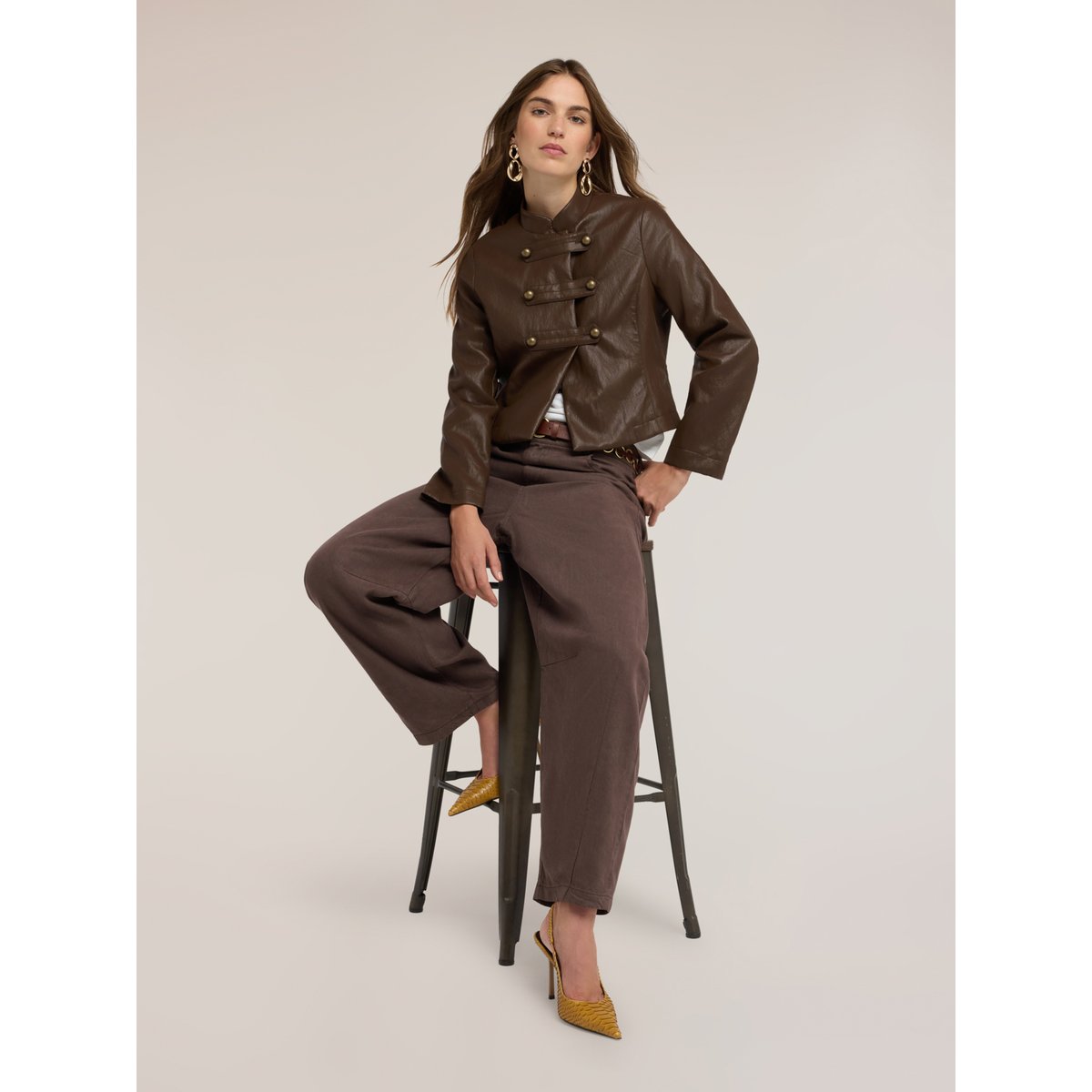 Veste militaire avec boutons métalliques marron, MOTIVI