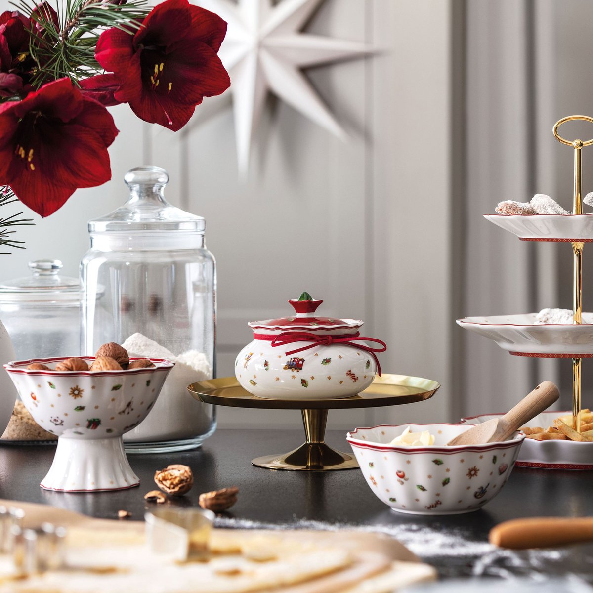 Compotier Sur Pied TOY'S DELIGHT rouge, VILLEROY & BOCH