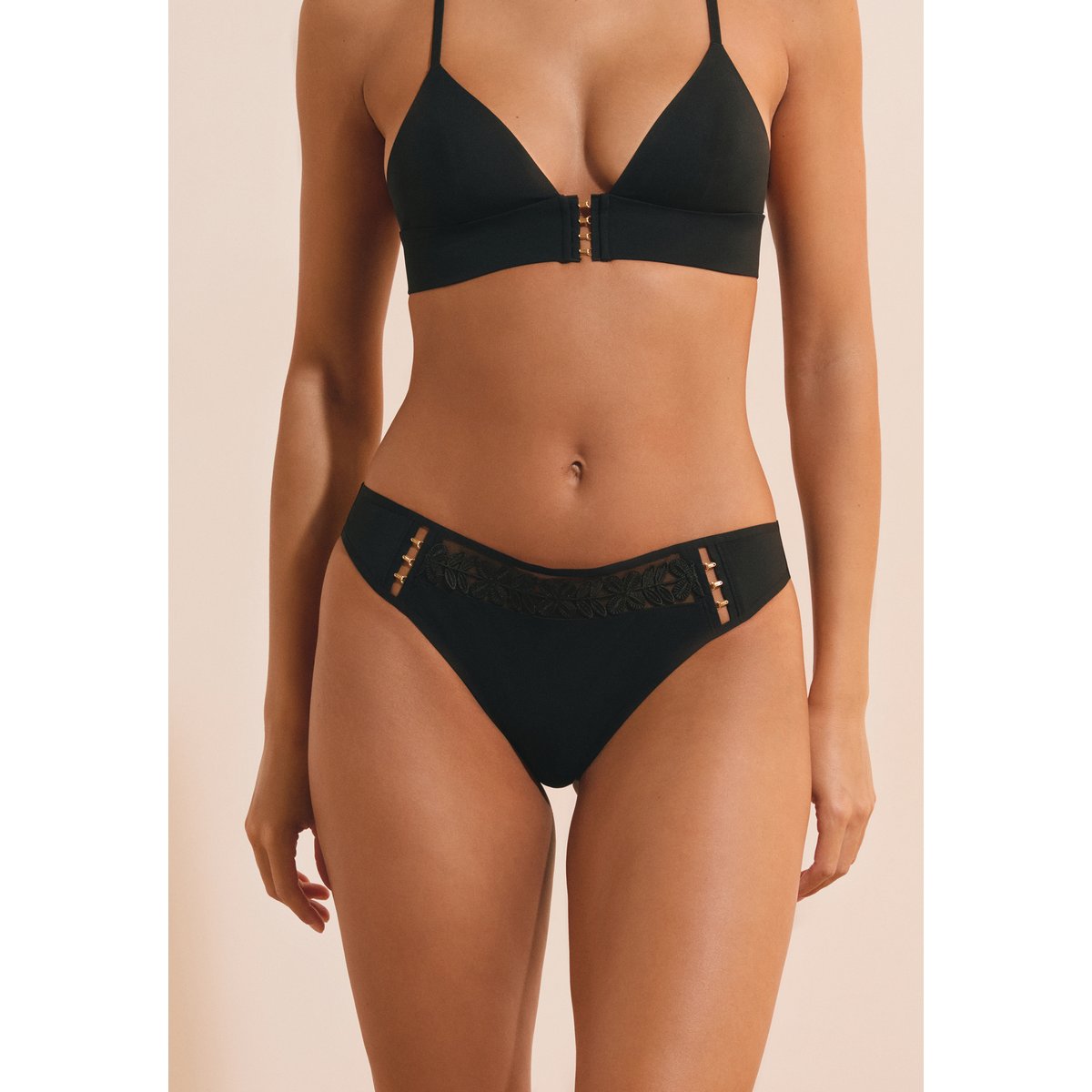 Tanga en microfibre HALO noir, ETAM