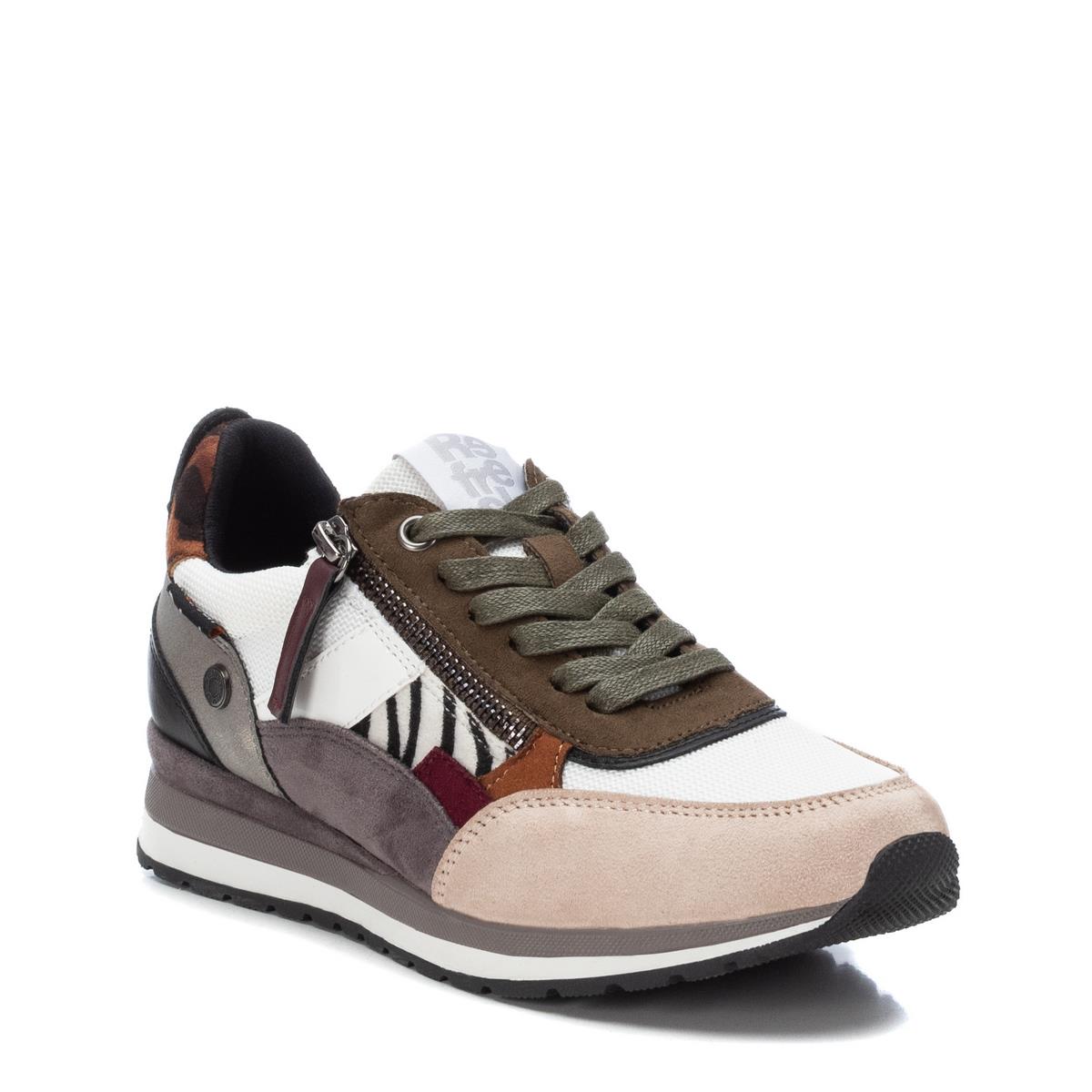 Chaussures plate avec fermeture à lacets blanc bleuté, REFRESH