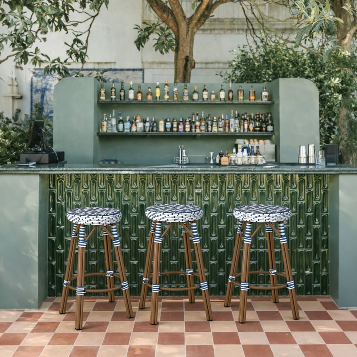 Tabouret de bar effet rotin naturel, SCALA bleu, NOW'S HOME