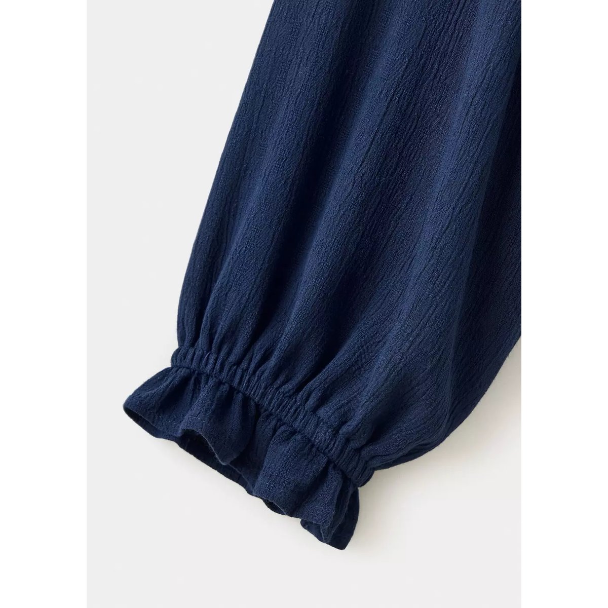 Blouse texturée col V bleu marine, MANGO TEEN