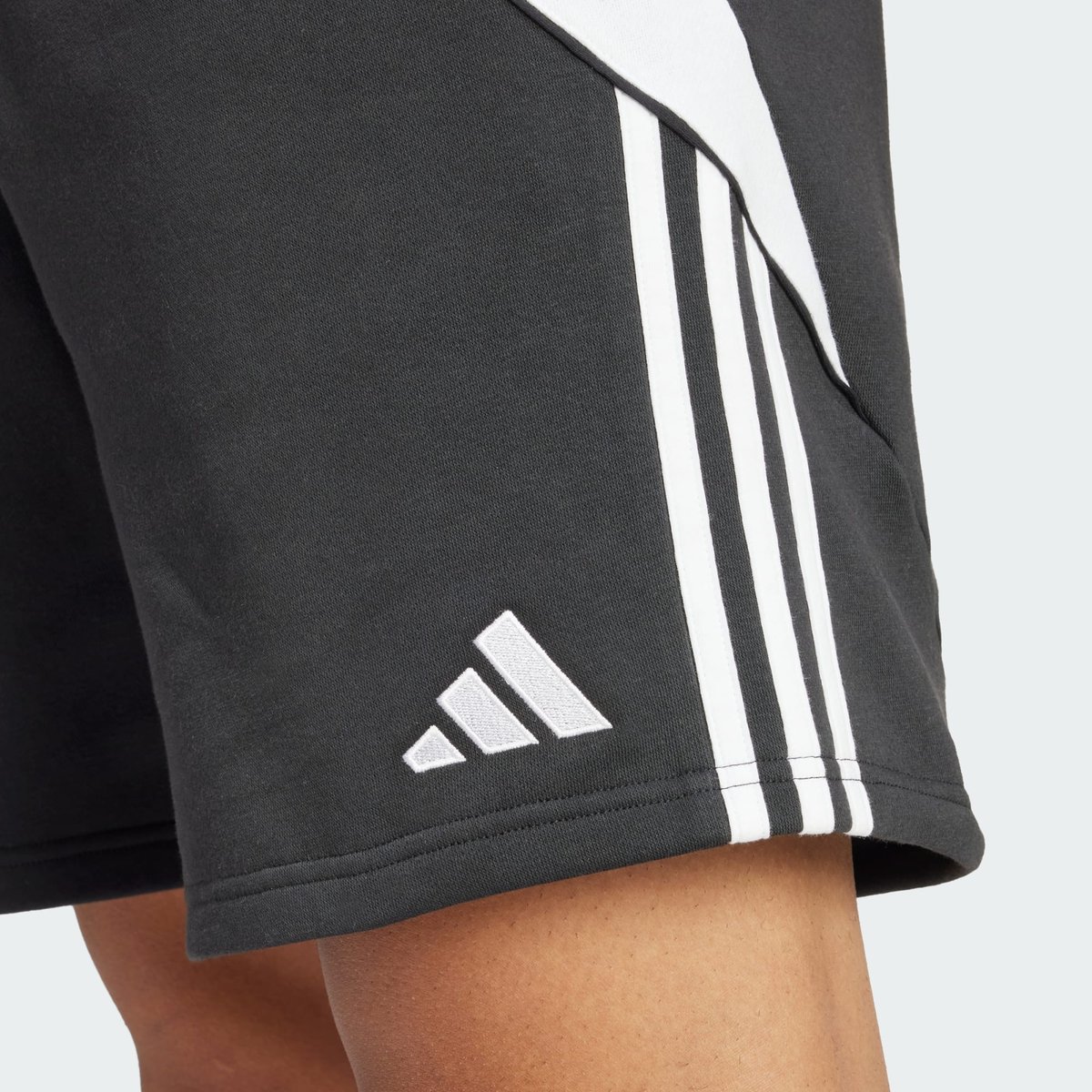 Short De Survêtement Tiro 24 Short De Survêtement Tiro 24 black / white, adidas Performance