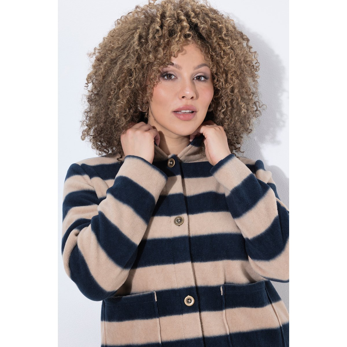 Veste en polaire à rayures, col montant marron clair, ULLA POPKEN