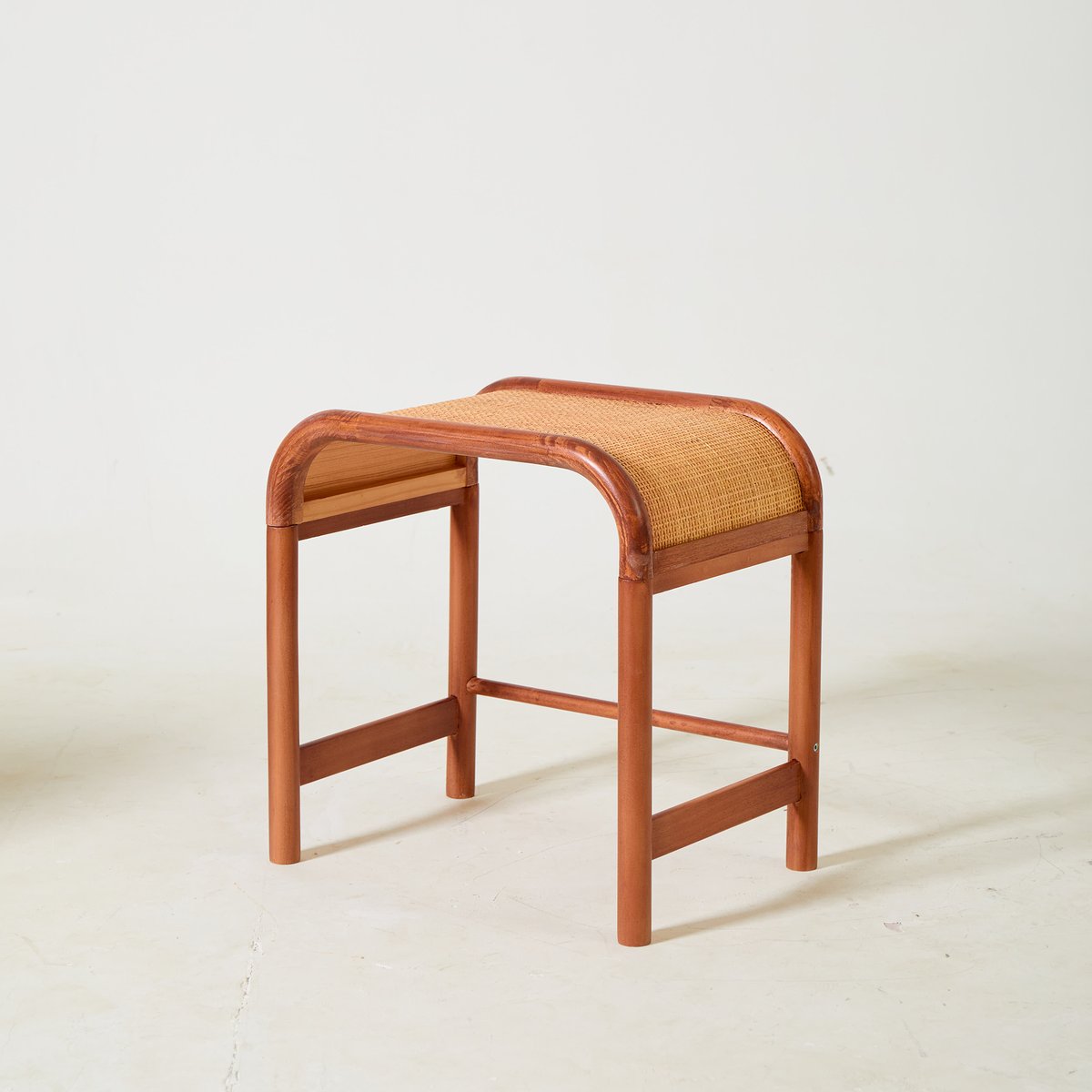 Set de 3 tables basses, bois et rotin, JOVIK coloris noyer, NORDLYS