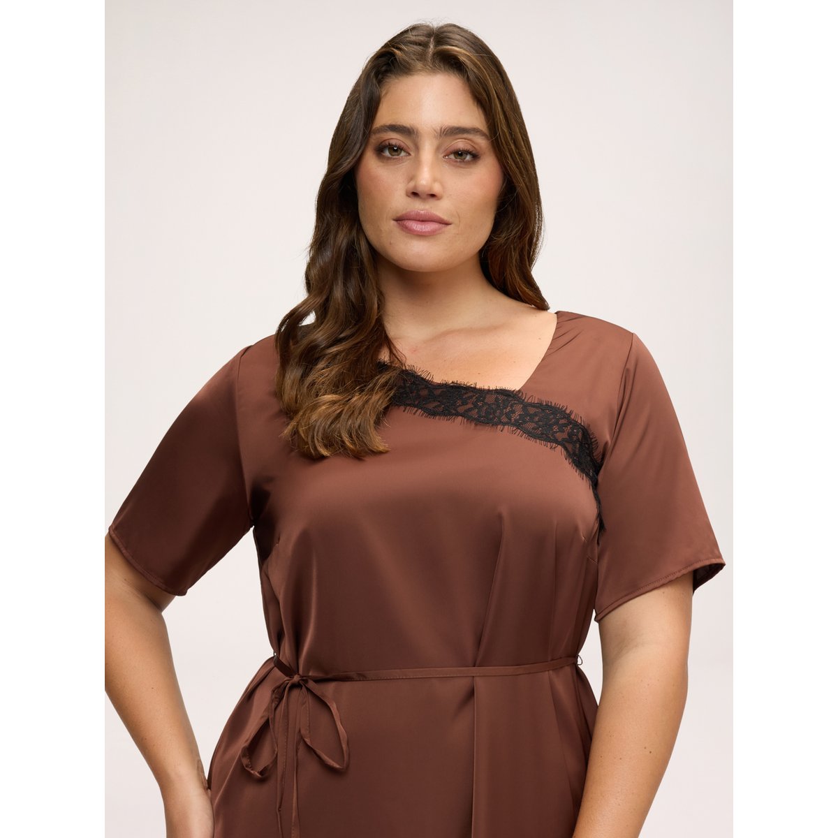 Robe avec détail en dentelle marron, FIORELLA RUBINO